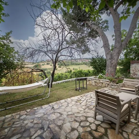 Dutlu Tas Evleri B&B Soğucak