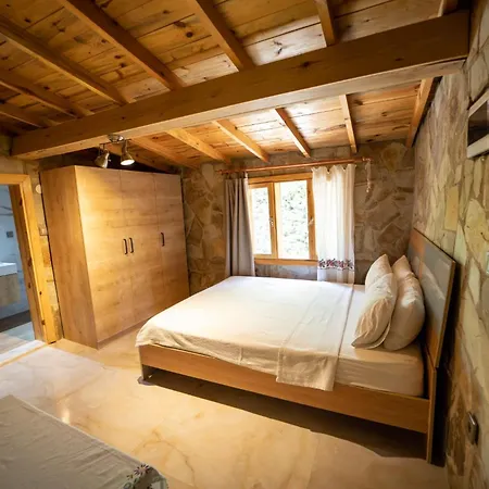 Bed & Breakfast Dutlu Tas Evleri 3*